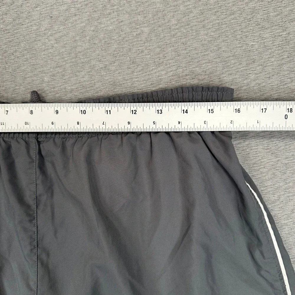 Y2K Nike Training Shorts Mens M Grey Athletic Running Gym Pull-On Elastic Waist